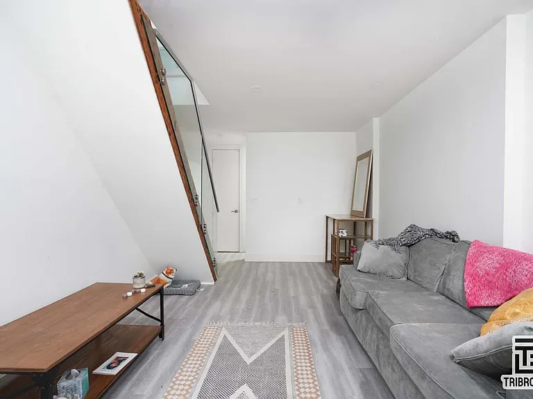 403 E 77th St #5 — Photo 5