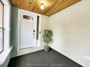 24 Gentry Cres UNIT A, Richmond Hill, ON L4C 2G9