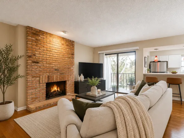 15151 Berry Trl APT 106, Dallas, TX 75248