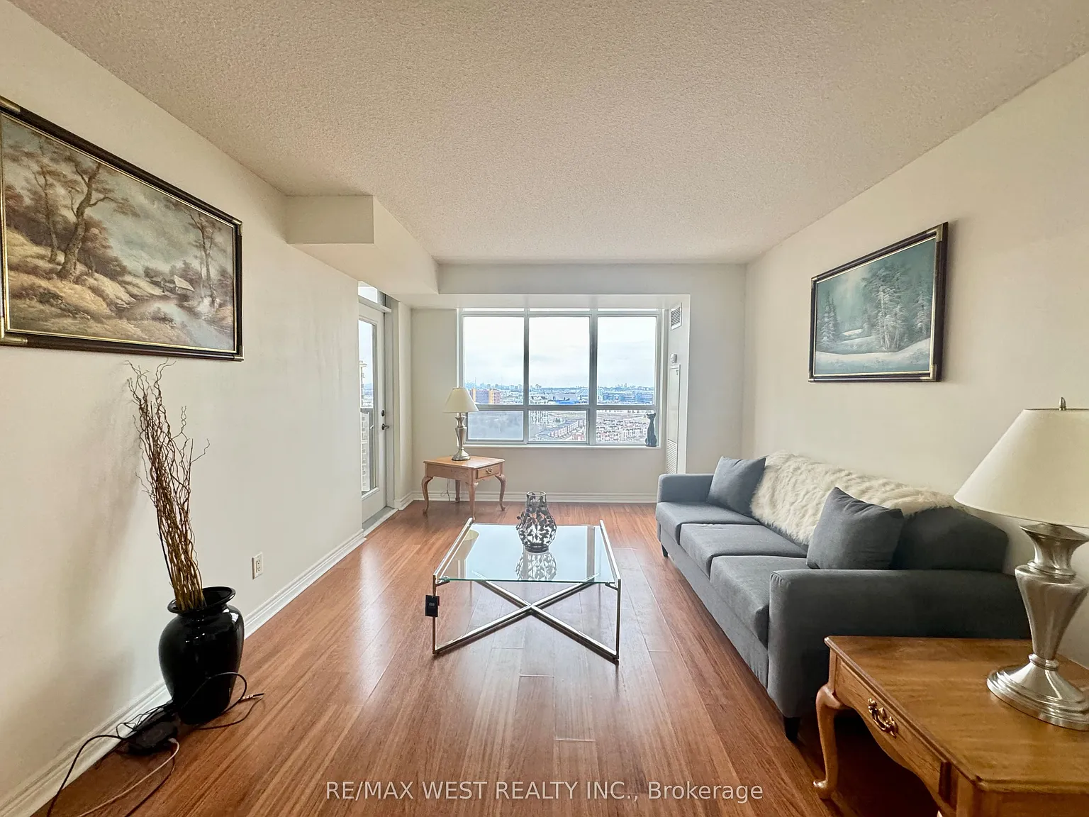 1 bed, $1,600 — Photo 2