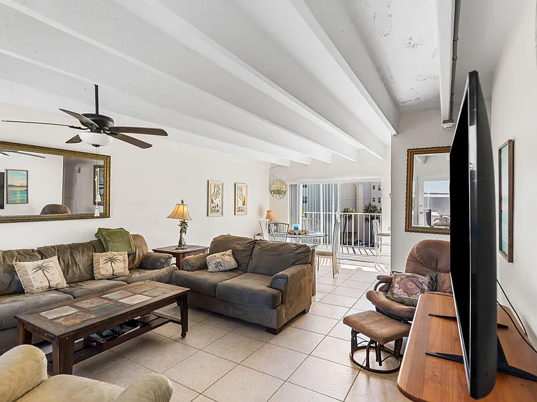 3500 S Ocean Blvd — Photo 9