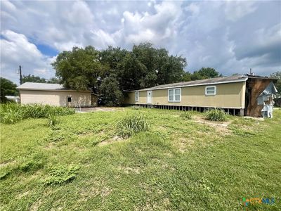 210 E Johnson St, Cuero, TX, 77954
