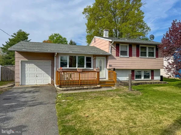 410 Hickory Ave, Carneys Pt, NJ 08069