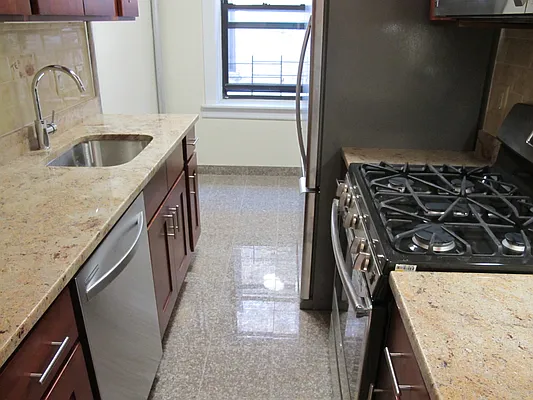 Rented by SUN WOOD REAL ESTATE | media 1