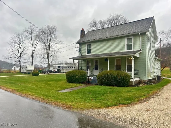1146 Baltzley Valley Rd SE, New Philadelphia, OH 44663