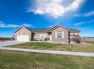 3051 N Teal Blue Dr, Idaho Falls, ID 83401