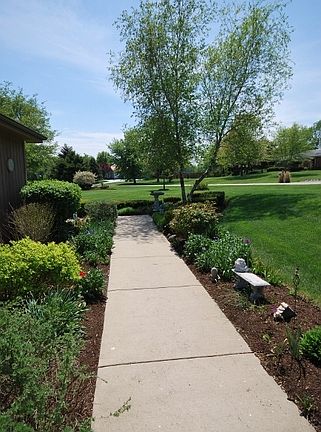 2nd image of 5N859 Castle Dr