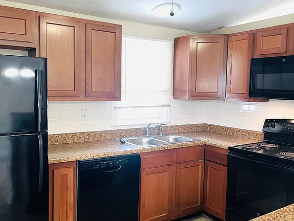 5th image of 2518 Cottonwood Dr