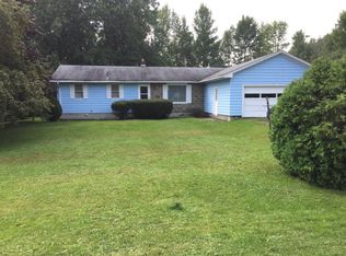 19 Hobbs Rd, Plattsburgh, NY 12901