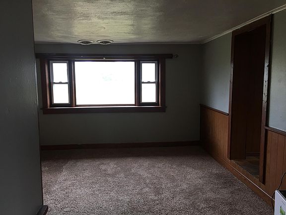 3rd image of 17450 North Dr