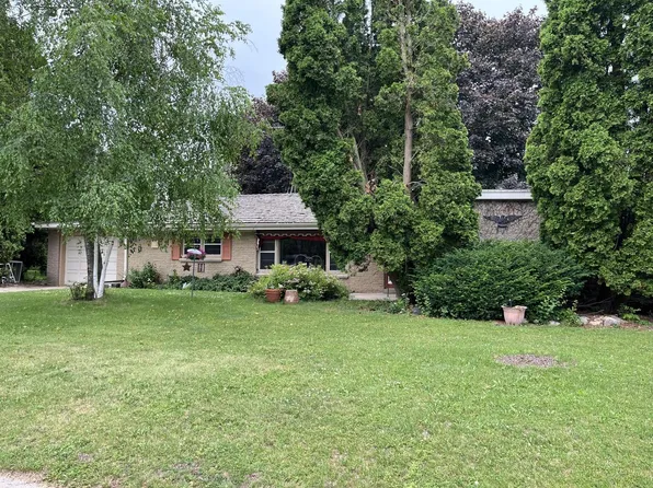 706 South 16th AVENUE, West Bend, WI 53095