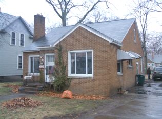 1902 5th St, Muskegon, MI 49441