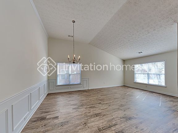 5th image of 3004 Cooper Woods Ln