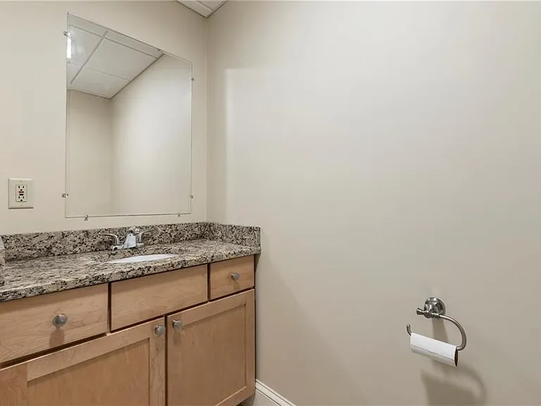 50 Clemence St #50 — Photo 11