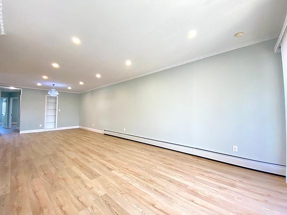 3rd image of 1797 Shore Pkwy #3F