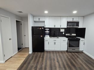 181 Hollywood Ave FLOOR 2, Irvington, NJ 07111