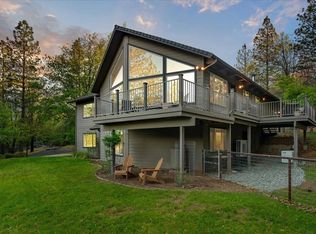 2331 Lakewood Ranch Rd, Weed, CA 96094