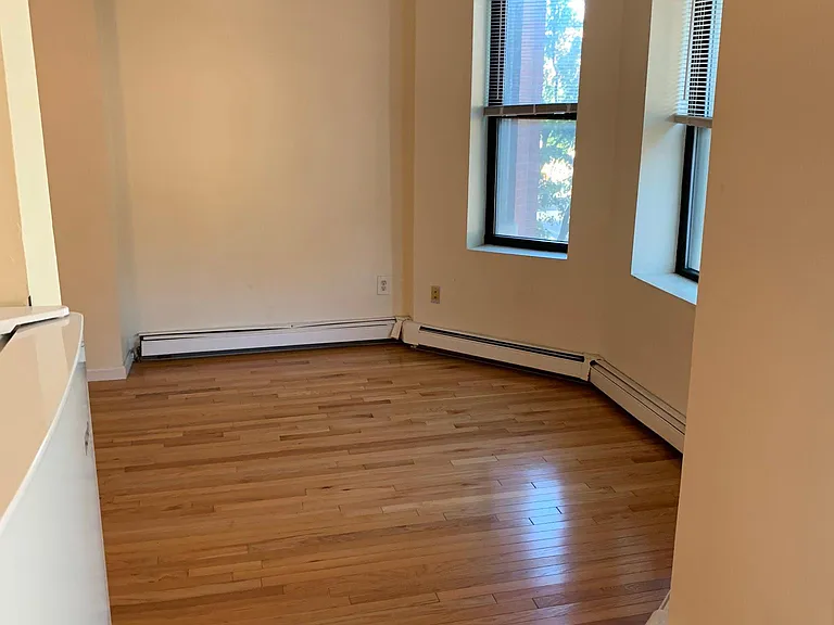 67 S Huntington Ave #3 — Photo 4