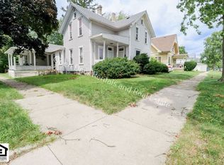 603 1/2 N Van Buren St, Auburn, IN 46706