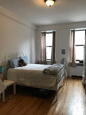 Rented by Dynamik Realty | media 12