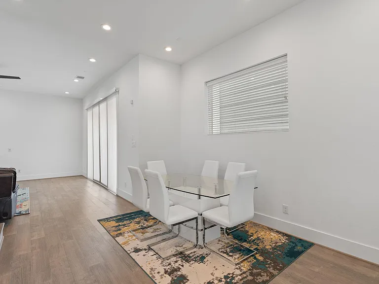 6010 Truro St #C — Photo 16