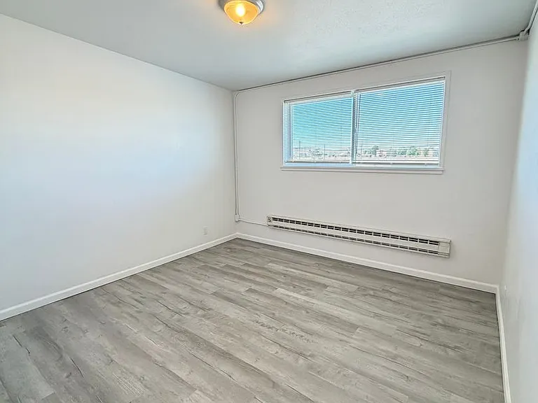 6379 Arnold Dr NE — Photo 30
