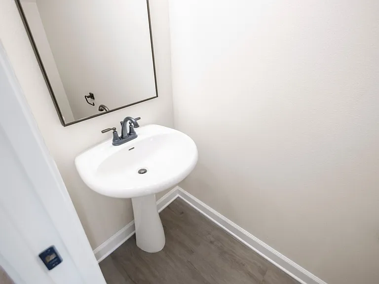 Leasing Now - New Townhomes, North Little Rock Argenta Arts Area — Photo 36