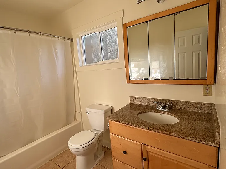 755 W Sierra Ave #B — Photo 7