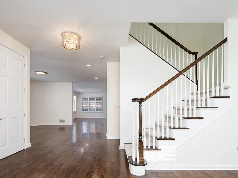 335 N Josephine St #A — Photo 5