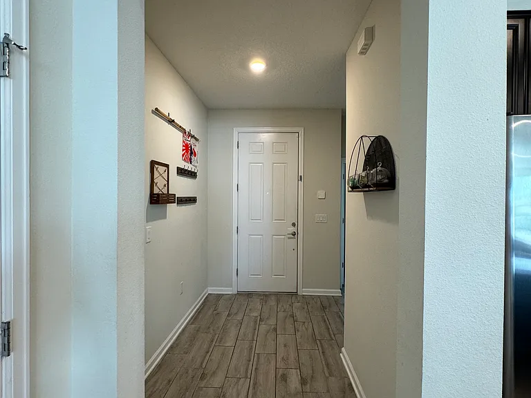 139 Pershing St — Photo 5
