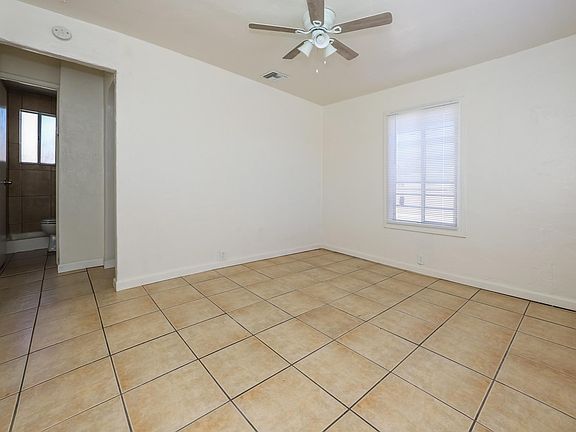 3rd image of 2631 N Fontana Ave