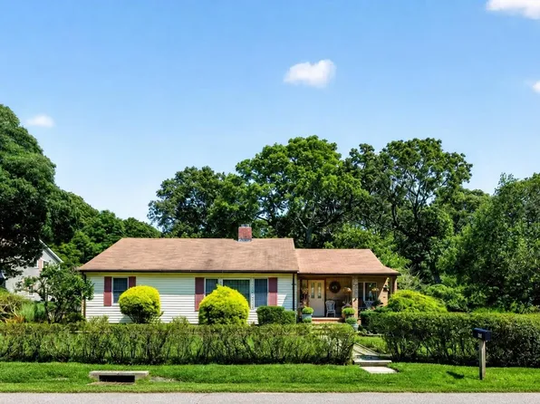 35 Biltmore Drive, Mastic Beach, NY 11951