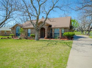 8914 Woodlawn Dr, Granbury, TX 76049