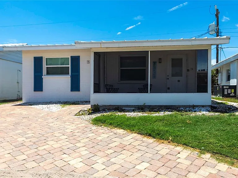 6020 Midnight Pass Rd #7 — Photo 18