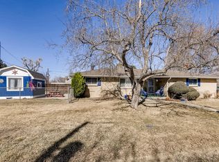 8825 W 24th Ave, Lakewood, CO 80215