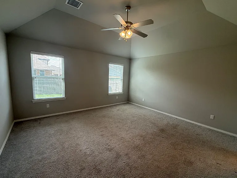 8308 NW 151st St — Photo 14