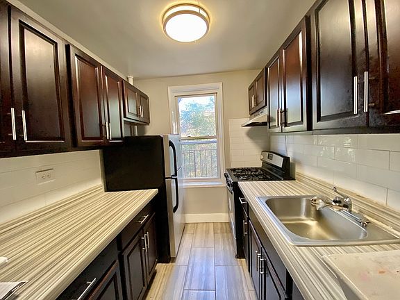 2nd image of 6601 Broadway APT 5G