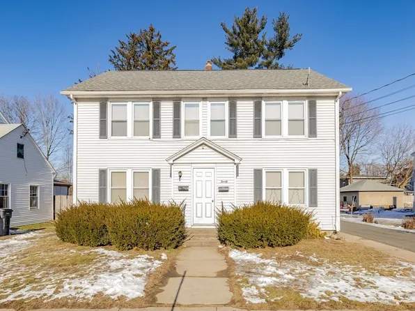 20 McKinley Ter, Westfield, MA 01085