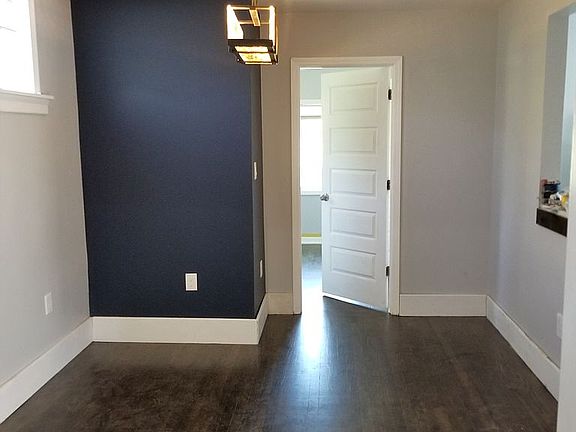 3rd image of 2961 Glynn Ct