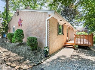 97 Center St #99, Pittsburgh, PA 15221