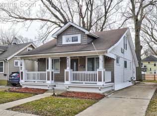 564 E Lewiston Ave, Ferndale, MI 48220