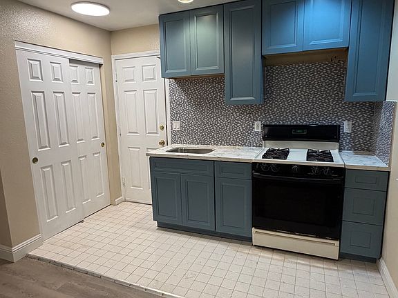 2nd image of 536 2nd Ln