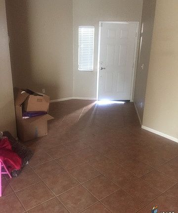 5th image of 275 W Tampico Dr