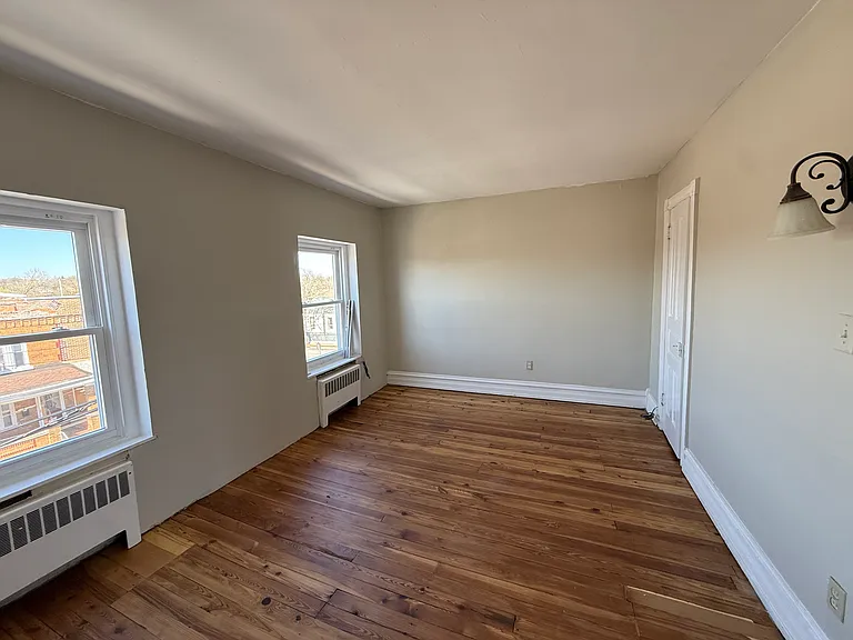 392 W Greenleaf St — Photo 5
