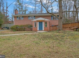 8703 Millbrook Pl, Alexandria, VA 22309