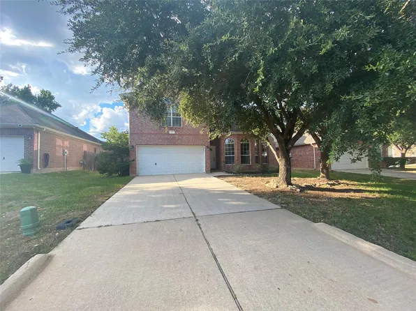 9210 Hidden Lake Cir E, Magnolia, TX 77354