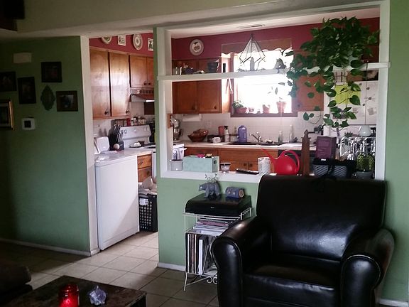 2nd image of 2428 Cedarwood Ave
