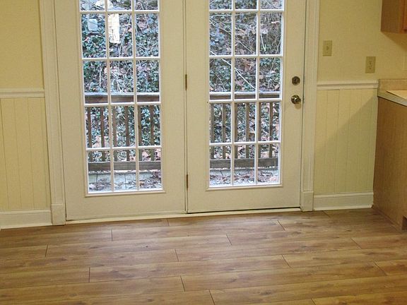 4th image of 46 Ponderosa Dr