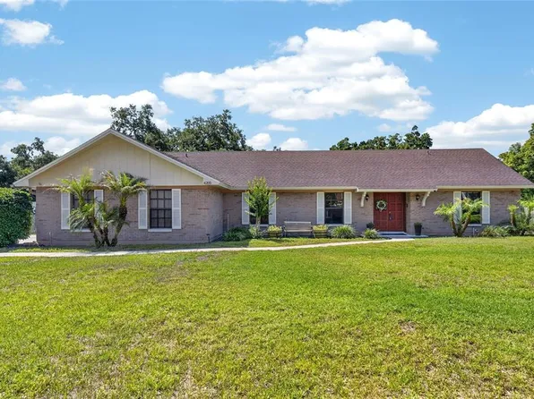 4205 Brooke Dr, Valrico, FL 33594