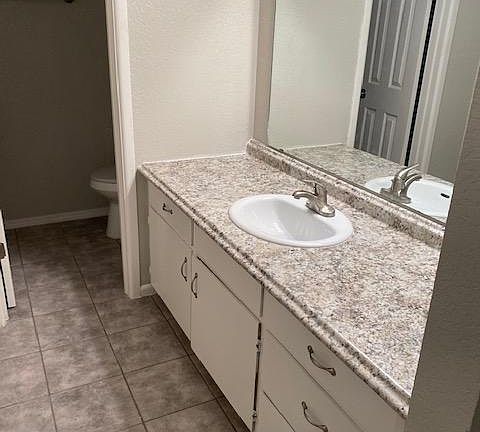 4th image of 1311 Tanglewood Ln